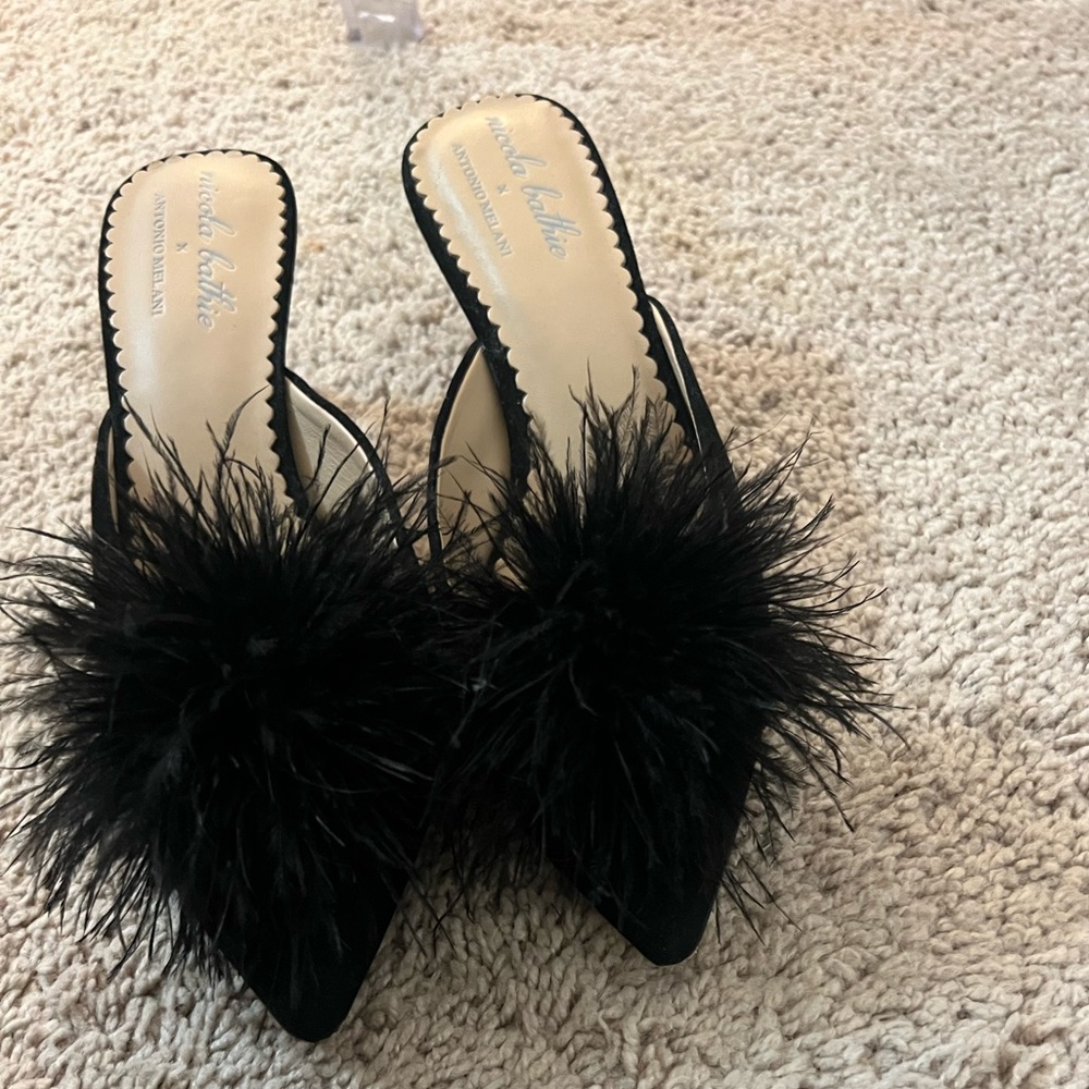 Nicola Bathie x Antonio Melani Kitten Heels